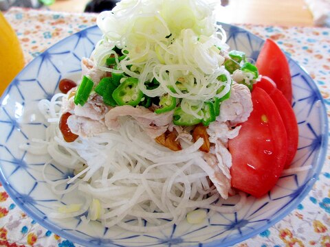 大根と豚しゃぶのねばねば冷やし蕎麦